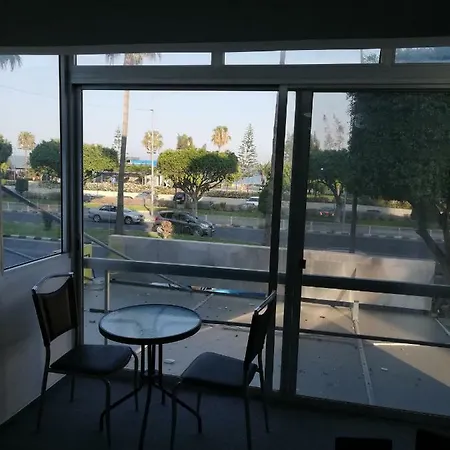 Molos Vacatios * Limassol